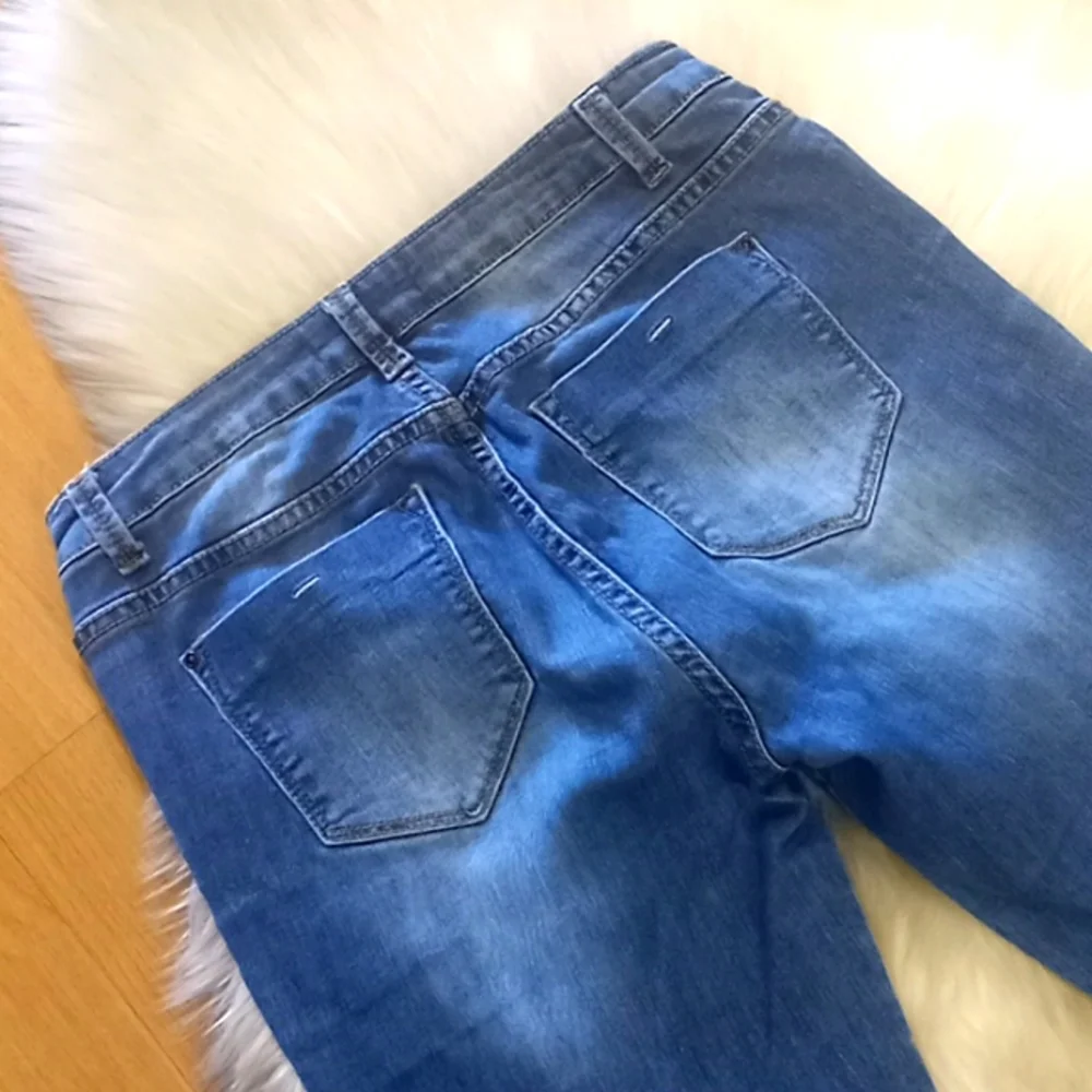 Encore Skinny Jeans-#1399 - Picture 9 of 13